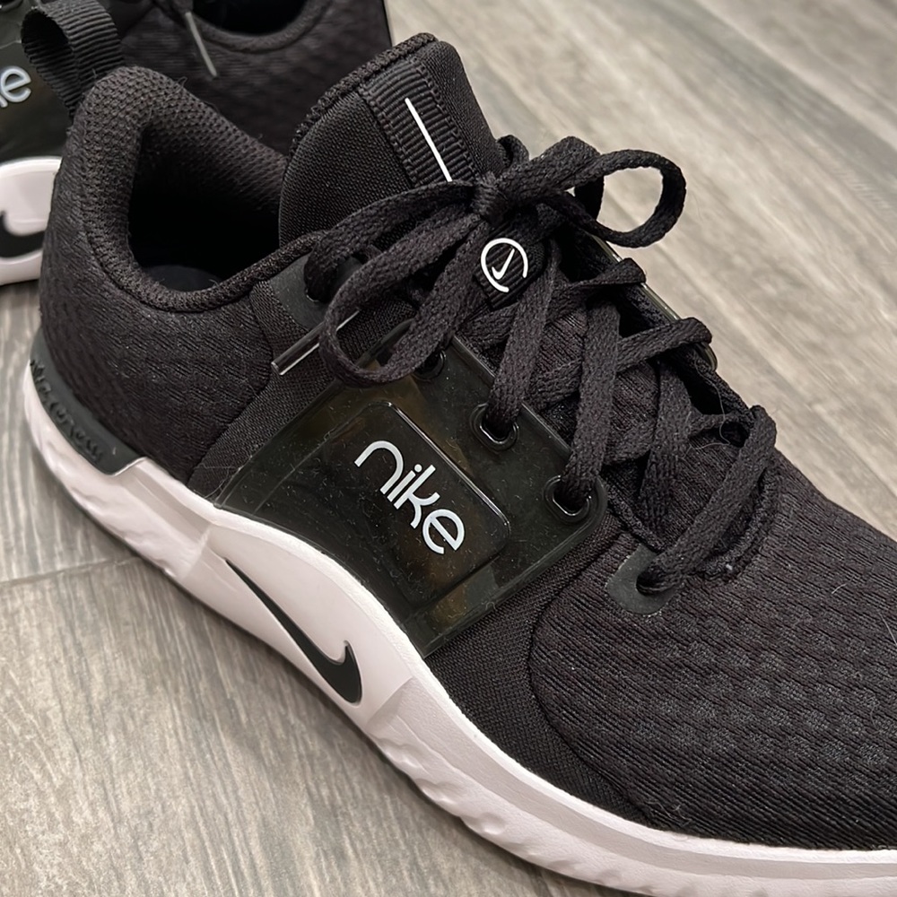 Nike comfort footbed sneakers